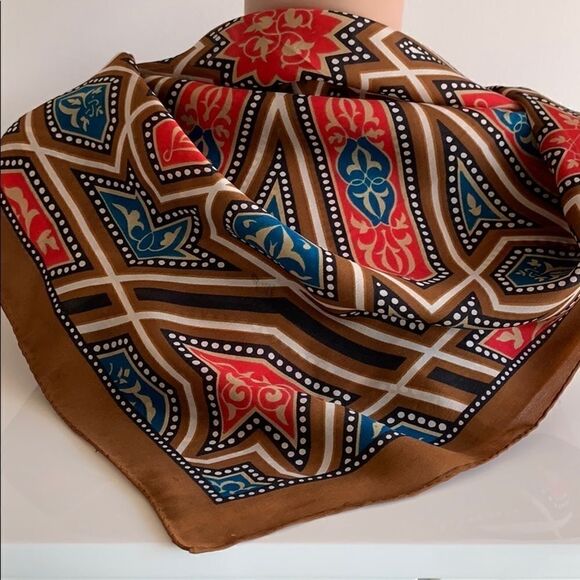 Vtg Anne Klein brown red blue Mandela design scarf - Picture 6 of 8